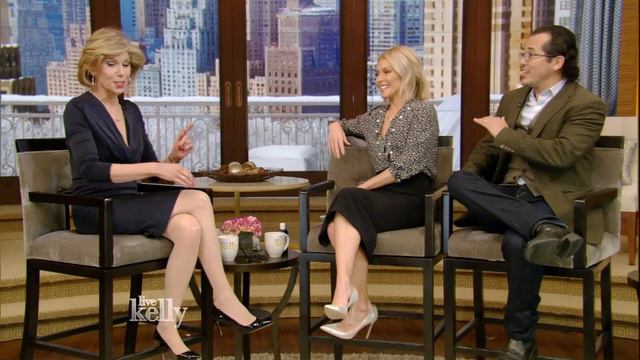 Christine Baranski's Life as a Catholic Schoolgirl смотреть онлайн