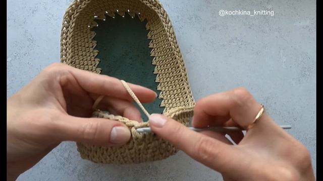 Нравится всем. Сумка-Шоппер с кожаной фурнитурой. Вязание крючком. смотреть онлайн