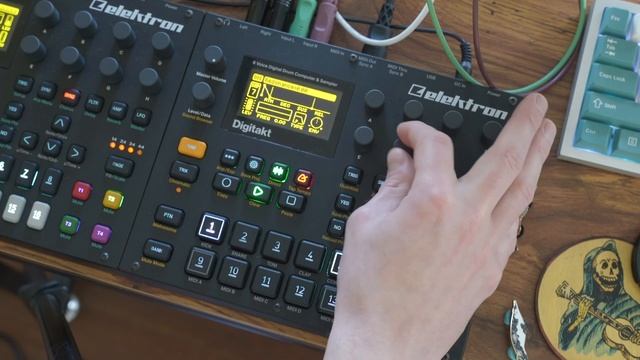 A better way to use Digitakt + Digitone смотреть онлайн