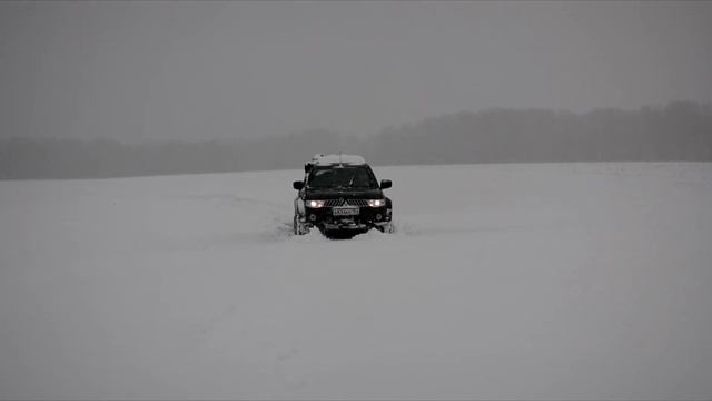 3 км снежного поля смотреть онлайн