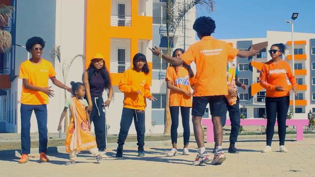 clip nouvk mlay b Andry Rajoelina N°03 azadino n partage zaza mila officiel смотреть онлайн