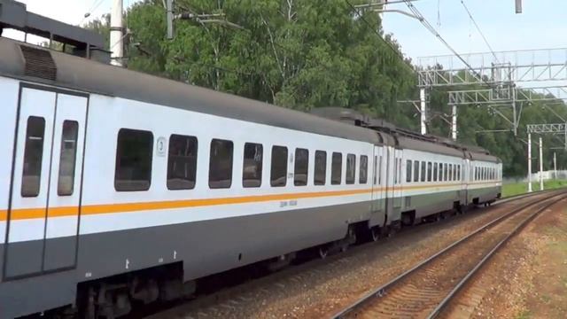 Электропоезд ЭД4М-0503 "ЦППК-Спутник" платформа Никольское смотреть онлайн