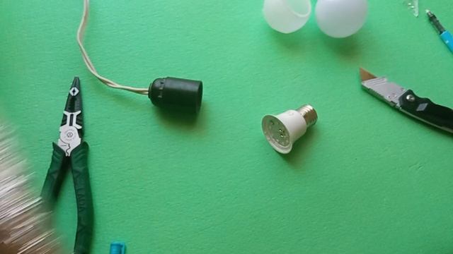 You Will Be Amazed! Just Take Aluminum Foil And A Burnt Out LED Light Bulb!