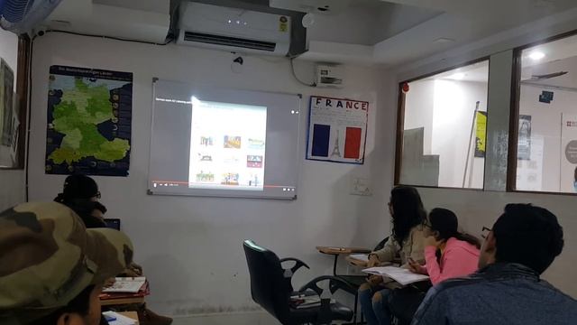 Oracle Media Room Class смотреть онлайн