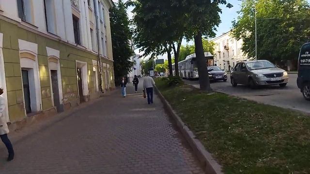 Если идëшь по-своему, всë получается( вышла из работы) первый рабочий день позади смотреть онлайн