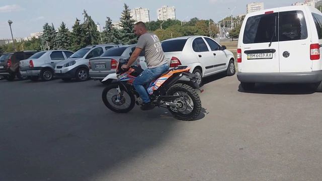 Geon Dakar TwinCam 250 (2019) - на легких препятствиях (Работа двигателя) смотреть онлайн