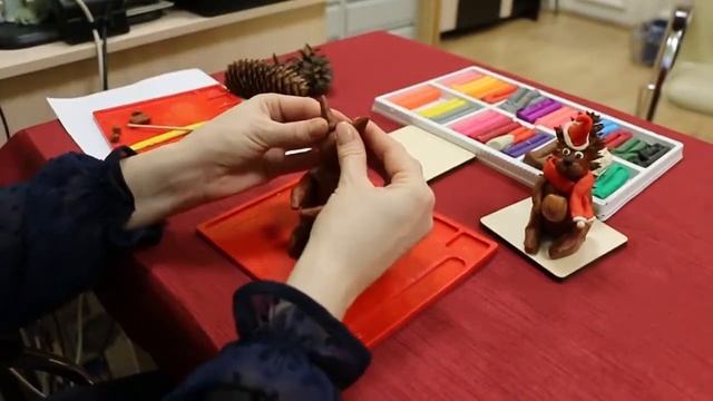 Новогодний мастер-класс "Белочка из пластилина" смотреть онлайн