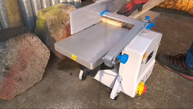 MPT 1500 Planer Mac Allister wood thicknesser. Amazon Test. Unboxing. смотреть онлайн