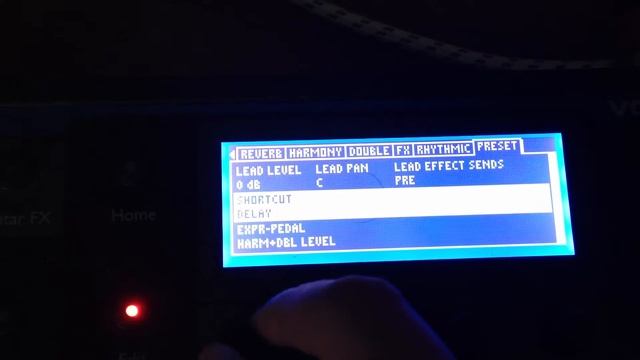 Mic control problem with mp-75 and VoiceLive 2 (single preset) смотреть онлайн