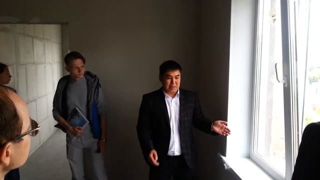 Стены панельного дома микрорайона Весенний, г. Новосибирск смотреть онлайн