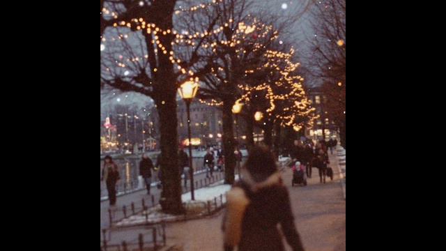 Я же слышу, что любовь твоя, еще дышит.. смотреть онлайн