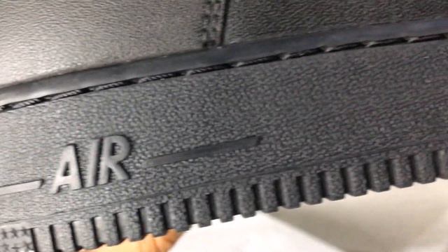 NIKE AIR FORCE 1 BLACK