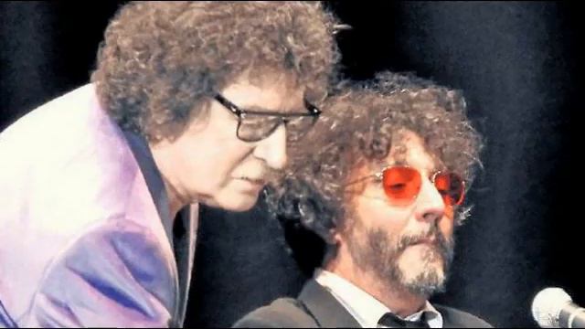0 FITO PAEZ CON MIGUEL ANGEL ESTRELLA LA POBRECITA смотреть онлайн