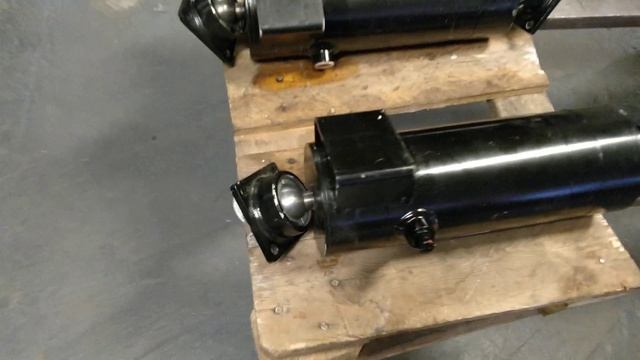 Гидроцилиндр 090/03/0812 смотреть онлайн