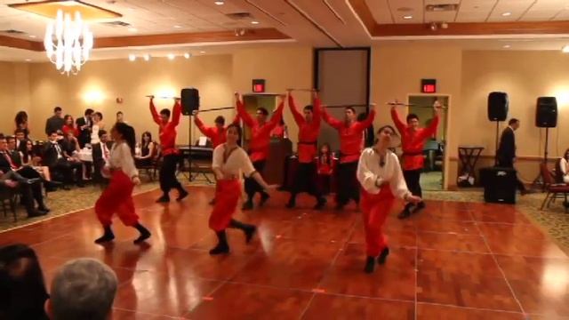 Azeri Dance -- UIUC Norouz 2013/1392 смотреть онлайн