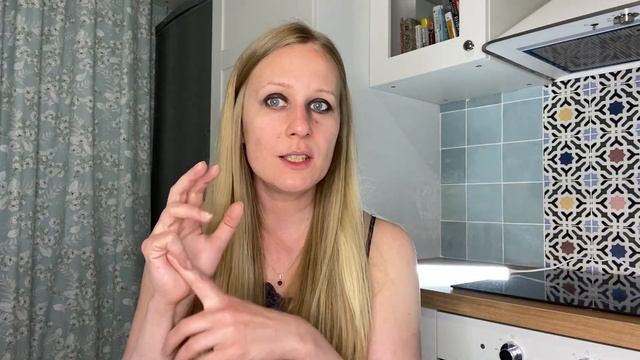 За сколько и как продать картину художнику? | Иерархия на рынке искусства | Сморагдова Лени смотреть онлайн