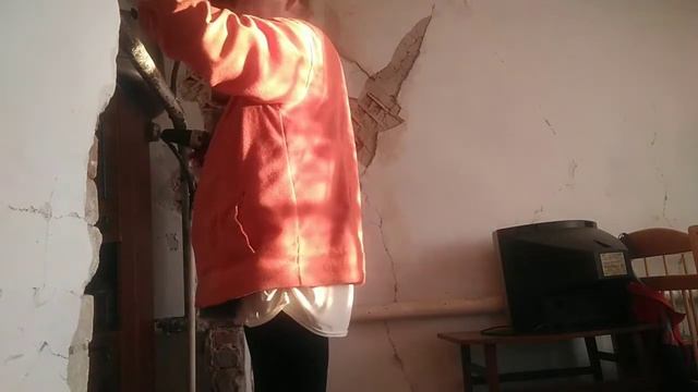 Дошли руки до стены! Затеяли ремонт! смотреть онлайн