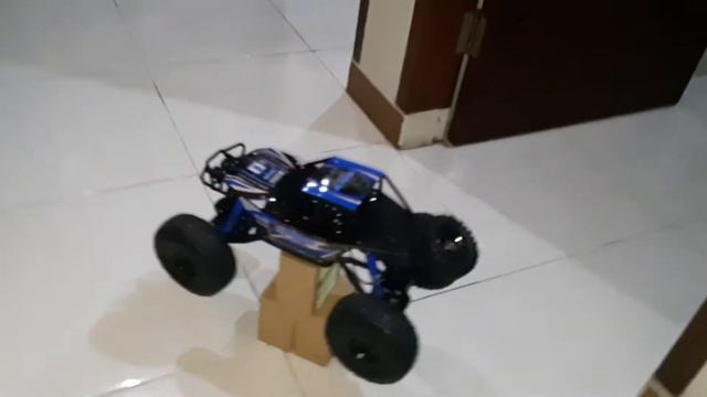 RC CLIMBING CAR 4WD смотреть онлайн