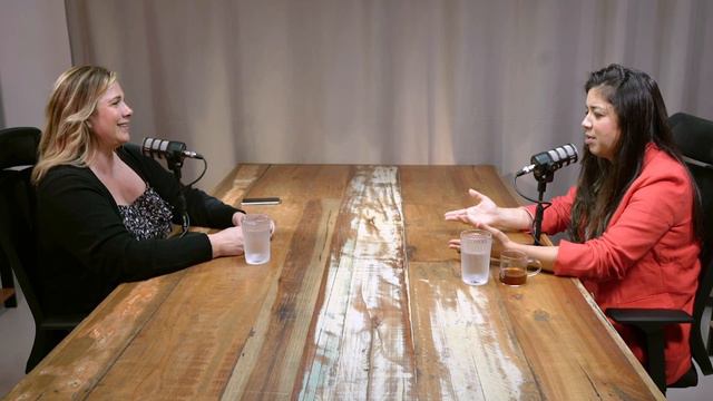 HOW TO LIVE BY FAITH FEAT. EMI SOUSA | The Dwayne and Jennifer Show | #86 | [Legendado em PT_BR] смотреть онлайн