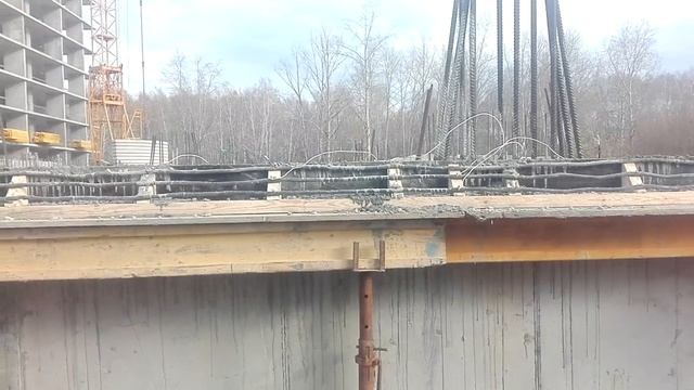 Нагрев бетона на стройке проводом. смотреть онлайн