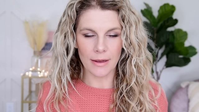I LOST ALL MY MAKEUP! Here's what I'd buy first... смотреть онлайн