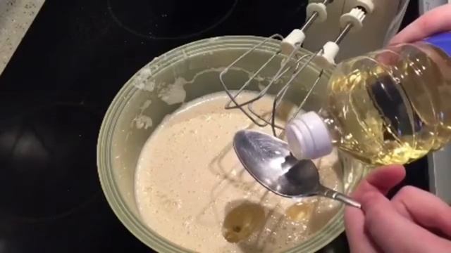 Рецепт воздушных оладушек на молоке БЕЗ РАЗРЫХЛИТЕЛЯ И СОДЫ смотреть онлайн