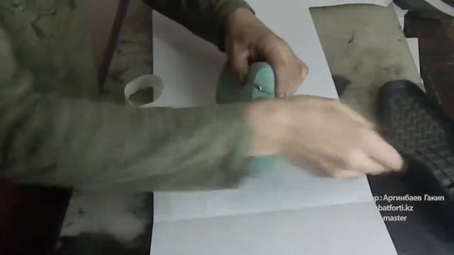 Ремонт обуви | Сборка обуви мужские туфли на меху этап 1 смотреть онлайн