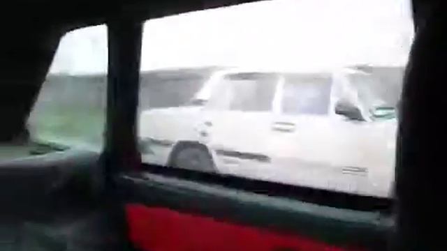 ДЕВУШКА НА ВАЗ 2109 РВЕТ ПАРНЯ НА ВАЗ 2101. Заезд 2 смотреть онлайн