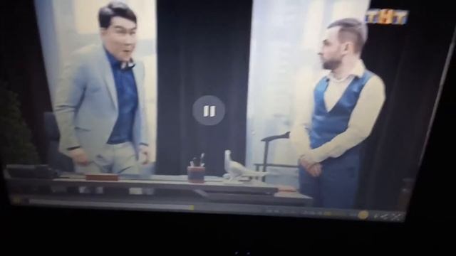 Подарок женщине на 8 марта смотреть онлайн