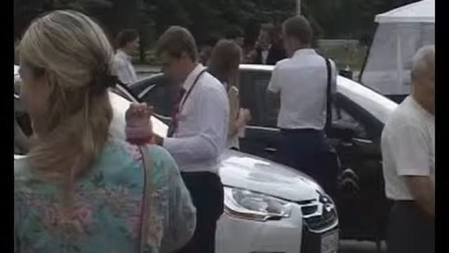 В Кузнецке открылся новый дилерский центр «Рено»- смотреть онлайн