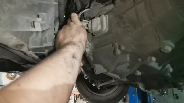 Замена рабочего цилиндра сцепления Хендай Солярис смотреть онлайн