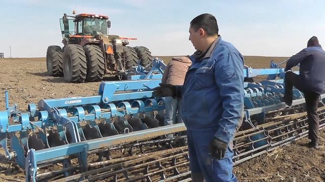 Настройка дисковой бороны LEMKEN Heliodor 9 на системном носителе Gigant 10 (часть 3) смотреть онлайн