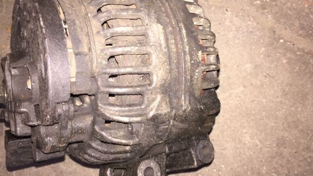 Генератор Мерседес M272 M273 бензин A2721540102 смотреть онлайн