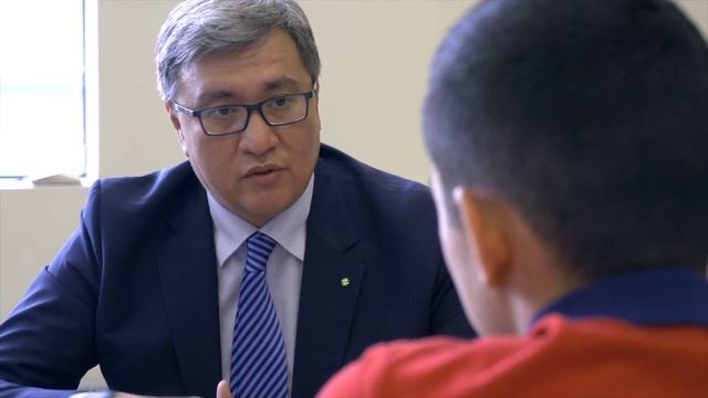 Ертай Салимов, заместитель председателя правления Halyk Bank отвечает на вопросы клиентов. смотреть онлайн