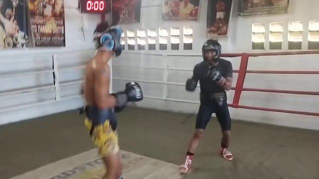 IBF World Champion Pedro Taduran VS Reymark Alicaba Sparring. смотреть онлайн