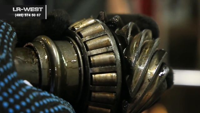 Неисправность и ремонт заднего редуктора на новом Range Rover смотреть онлайн