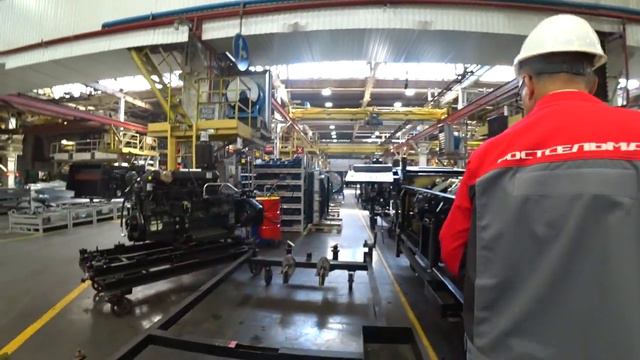 Экскурсия по Ростсельмаш ч.№3,сборочный цех малых серий . смотреть онлайн