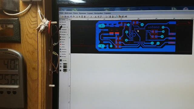 Миниатюрный программатор USB ASp.mp4