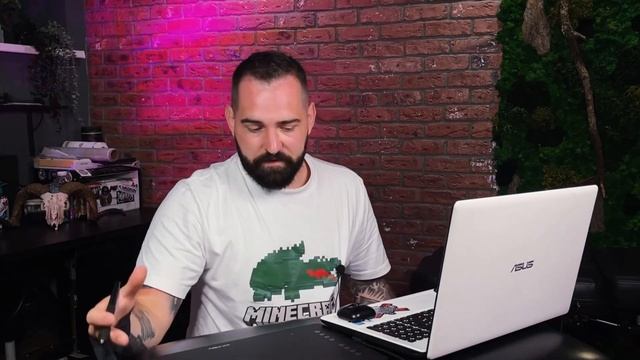 Удобный планшет для рисования?Крутая замена дорогим планшетам. смотреть онлайн