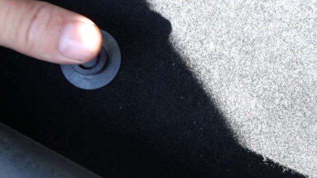 крепёж водительского коврика смотреть онлайн