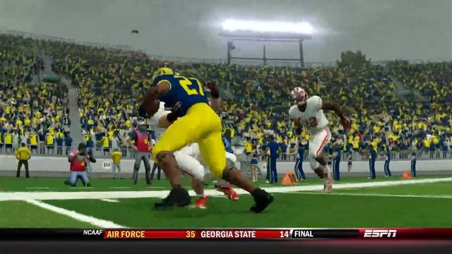 NCAA Football 14 смотреть онлайн