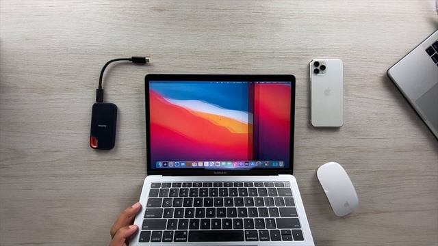 VALE a pena COMPRAR um MACBOOK Air de 2018 atualmente? смотреть онлайн