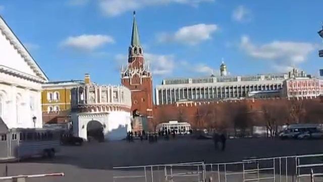 Кремль Троицкая и Кутафья башни смотреть онлайн