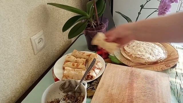 Фарширую блинчики и пеку рулет смотреть онлайн