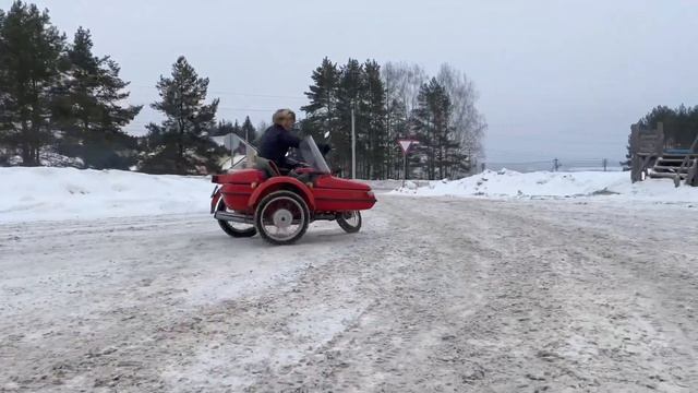 Зимой на ИЖ Планета 5 смотреть онлайн