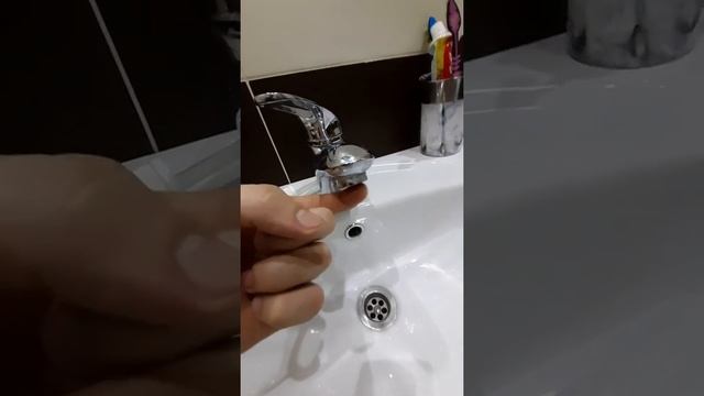 Почему кран постоянно течет даже в закрытом положении? Ответом поделился сантехник смотреть онлайн