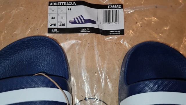 Шлепанцы Adidas Adilette Aqua. Чёрные F35550. Синие F35542. смотреть онлайн