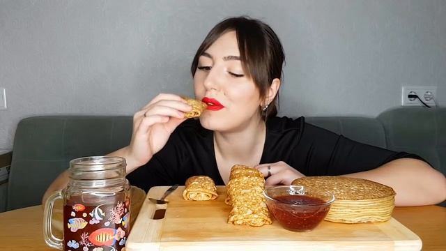 MUKBANG | Масленица | Блины с чаем | Pancakes with tea | не ASMR смотреть онлайн