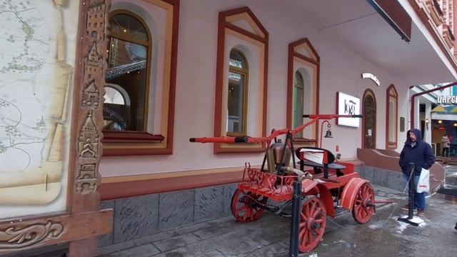 Прогулки по Москве. По Измайловскому Кремлю. Будка Чебурашки. смотреть онлайн