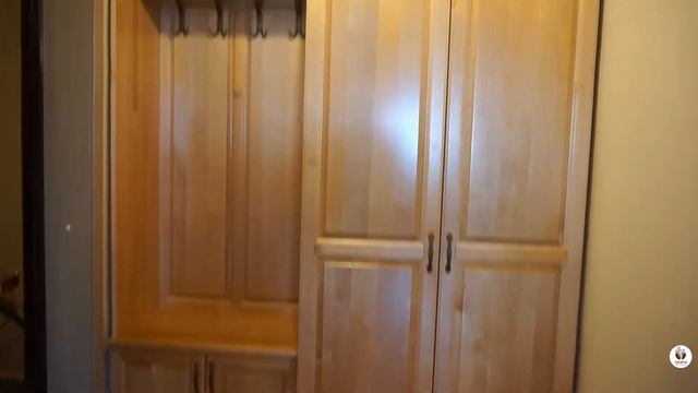 Прихожая по эскизу из массива дерева смотреть онлайн